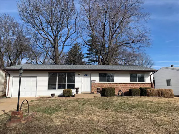 Florissant, MO 63031,975 Kostka LN
