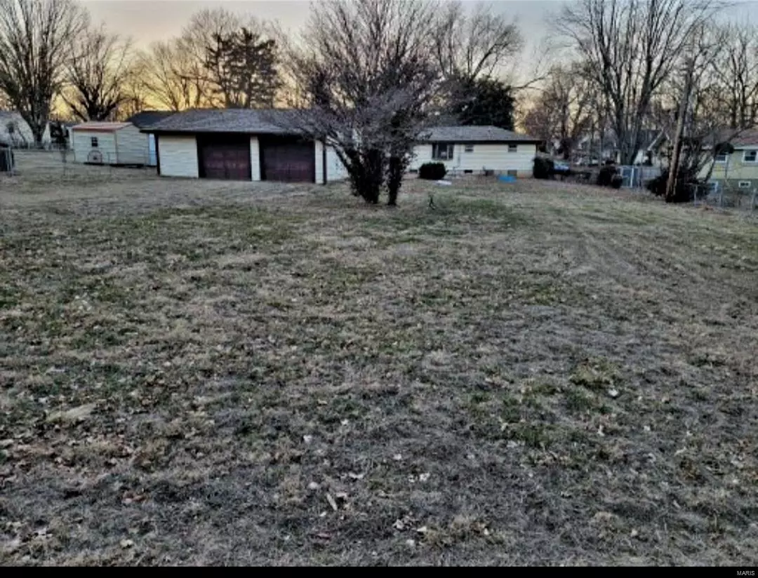 Farmington, MO 63640,414 South Fleming