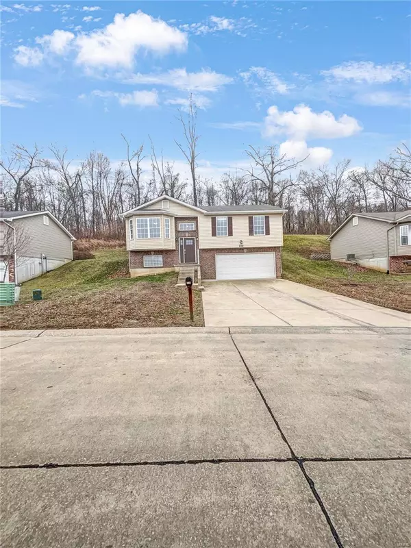 939 Foster CT, Pevely, MO 63070