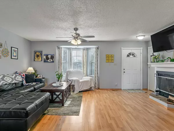 Troy, IL 62294,204 Arrowhead DR