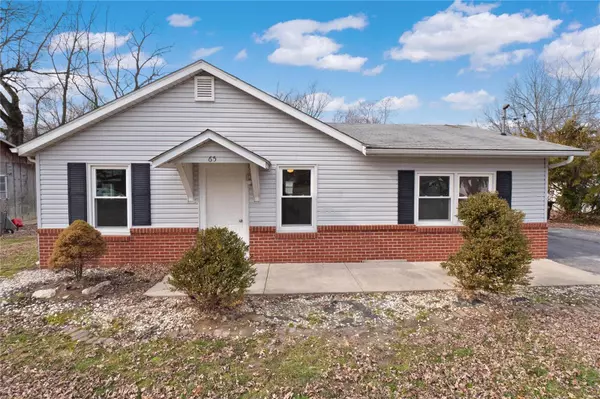 65 Bert AVE, East Alton, IL 62024