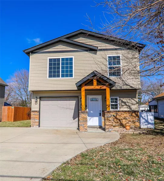 423 Bissell AVE, Collinsville, IL 62234