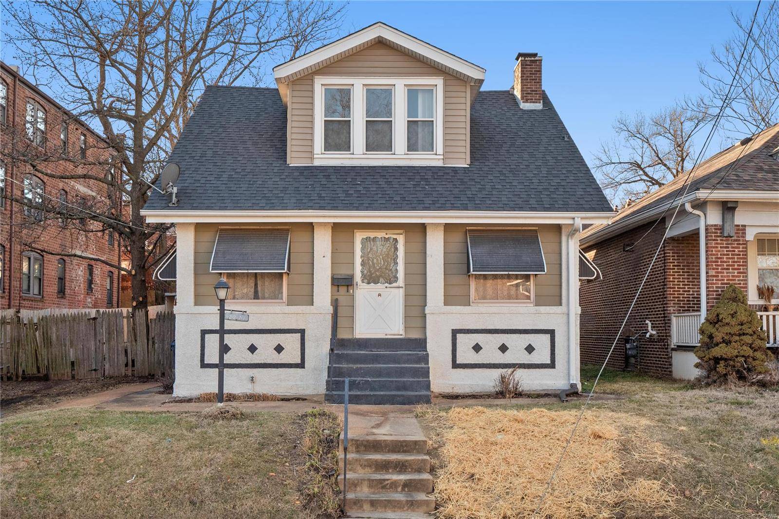 2271 Yale AVE, St Louis, MO 63143