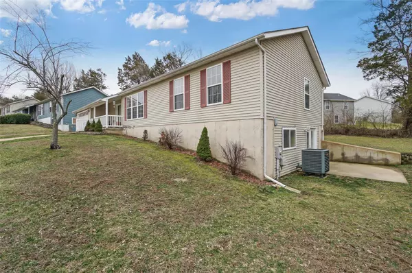 Union, MO 63084,114 Rock Island DR