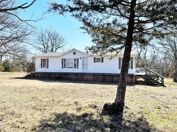 Richland, MO 65556,132 Windes Ridge RD