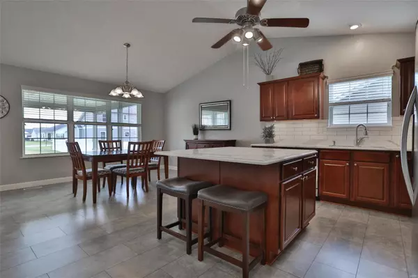 Troy, IL 62294,504 Patton DR