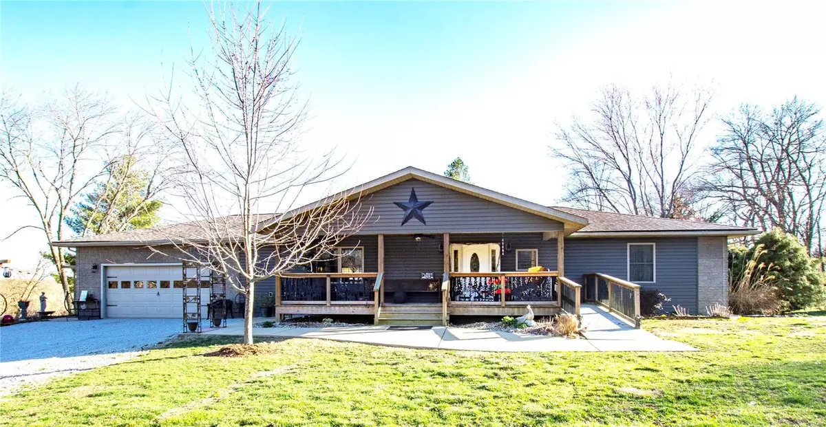 Worden, IL 62097,8536 Renken RD