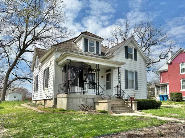 647 La Porte ST, Ste Genevieve, MO 63670