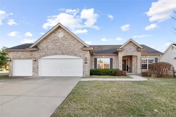 6784 Oxford LN, Maryville, IL 62062