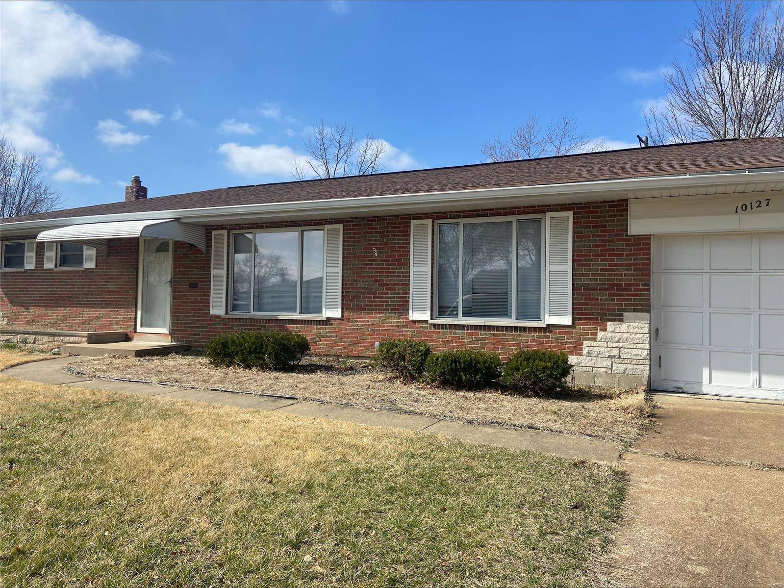 10127 Hammerdale LN, Affton, MO 63123