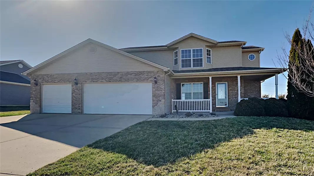 1123 Sherwood LN, Waterloo, IL 62298