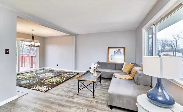 Unincorporated, MO 63368,15 Doris Ave