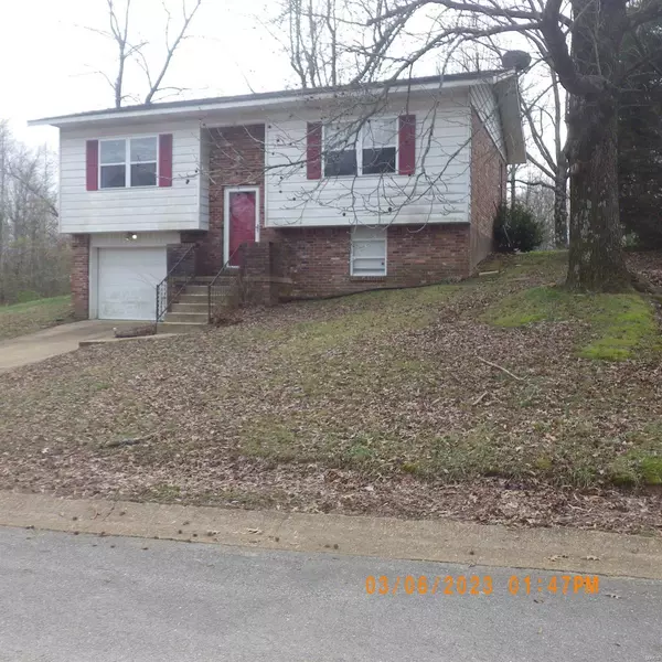 Poplar Bluff, MO 63901,1902 Fernwood