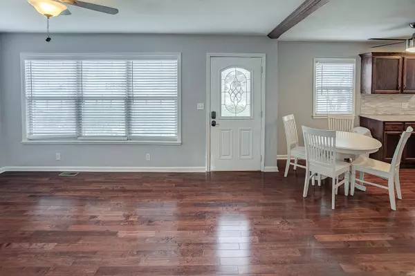 East Alton, IL 62024,147 W Airline DR