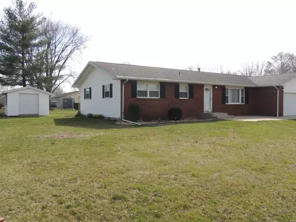 Altamont, IL 62411,4 Wacker DR