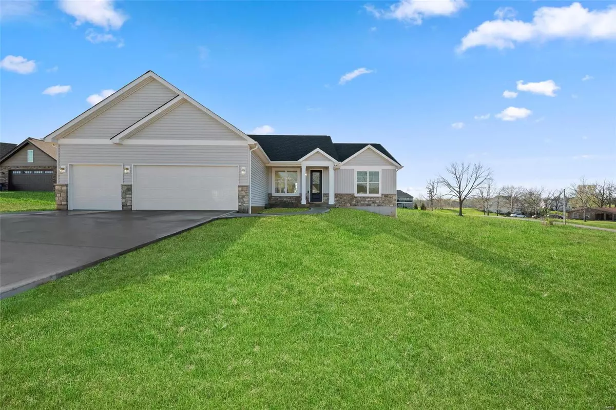 Troy, MO 63379,112 Wildflower LN