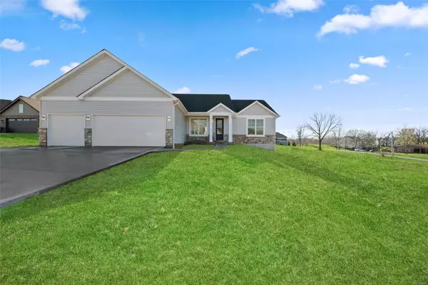 112 Wildflower LN, Troy, MO 63379