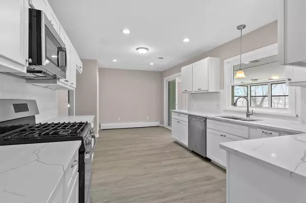 Salem, IL 62881,600 N Rotan ST