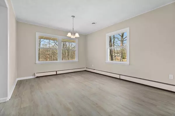 Salem, IL 62881,600 N Rotan ST