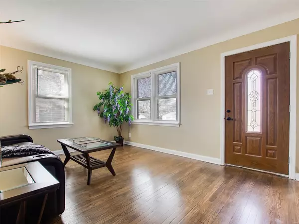 St Ann, MO 63074,3330 Wismer RD