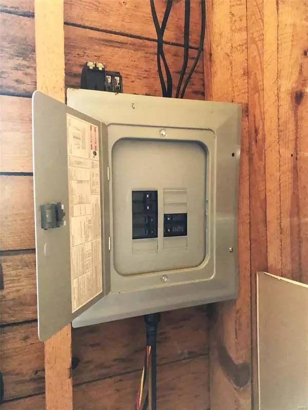 Cabool, MO 65689,5597 Highway Z