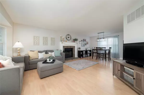 Grover, MO 63040,456 Waterside DR