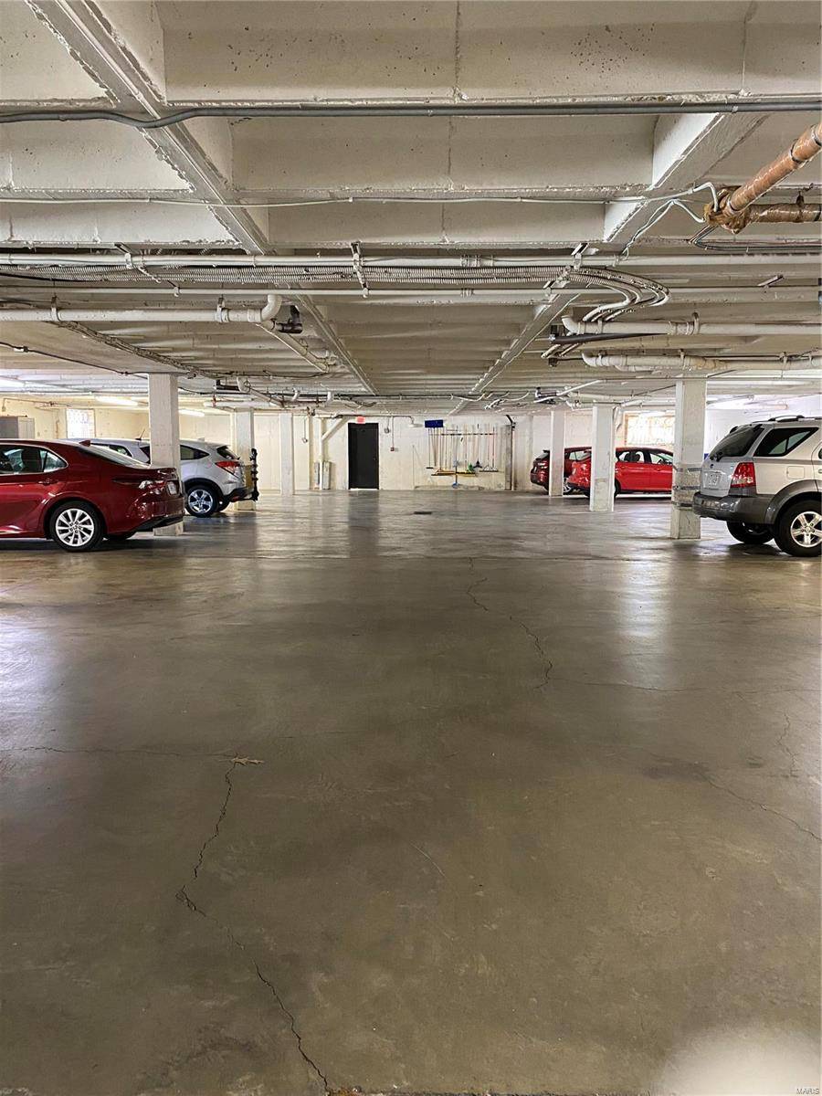 St Louis, MO 63122,1030 N Harrison AVE #311