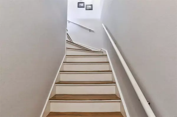 Brentwood, MO 63144,9065 W Swan CIR