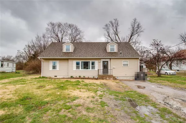 814 N Main ST, Carrollton, IL 62016