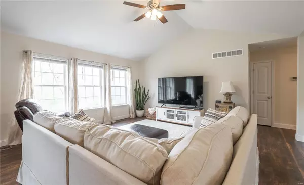 St Robert, MO 65584,210 Ridgeview ST
