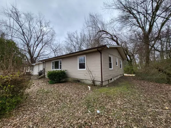 Carbondale, IL 62901,403 E Birch