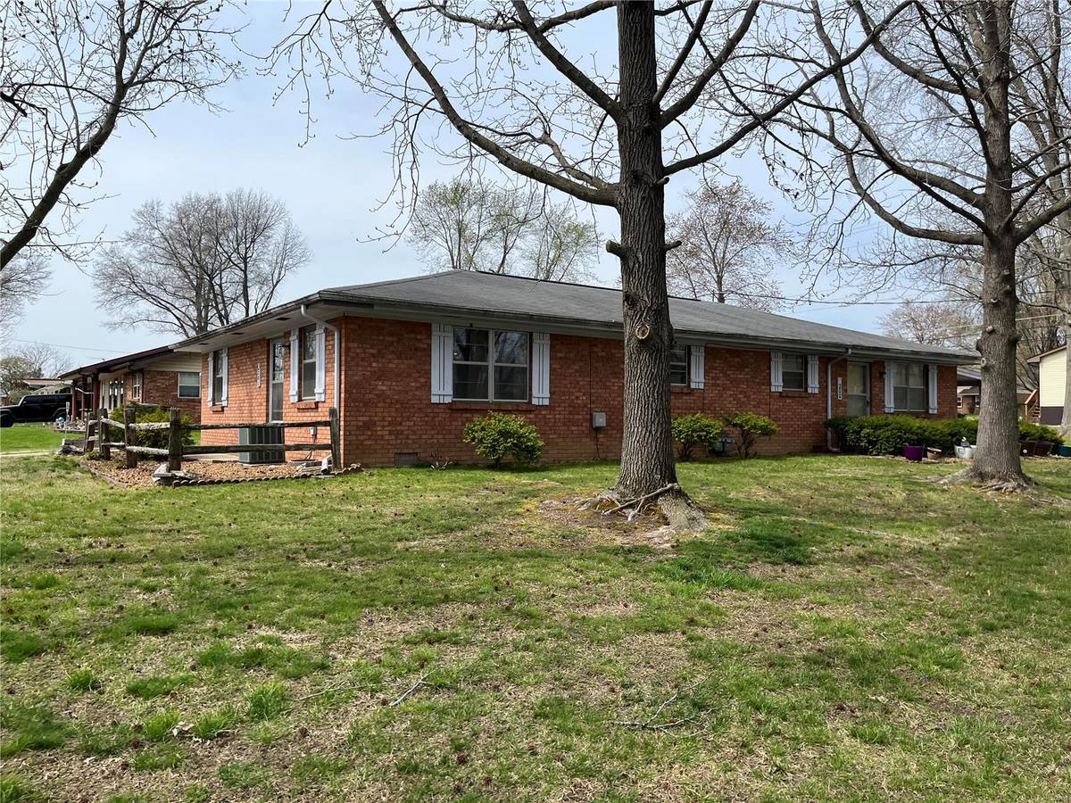 Belleville, IL 62220,200 Aaron DR