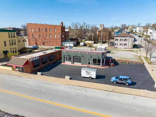Hannibal, MO 63401,219 N 3rd ST