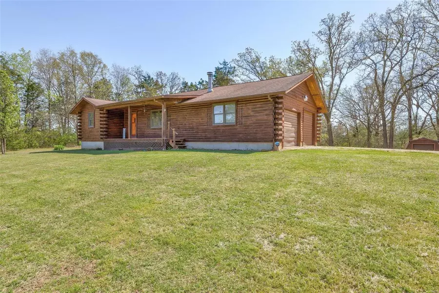 144 Post Oaks Dr., Dittmer, MO 63023