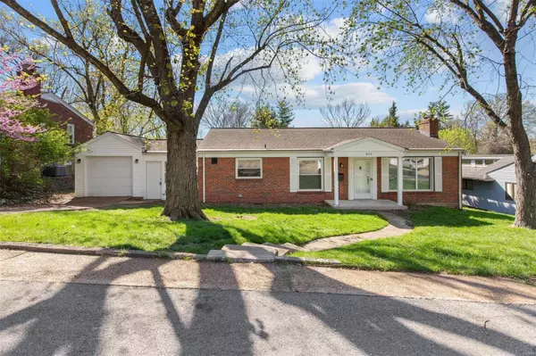 Ferguson, MO 63135,825 Moundale DR