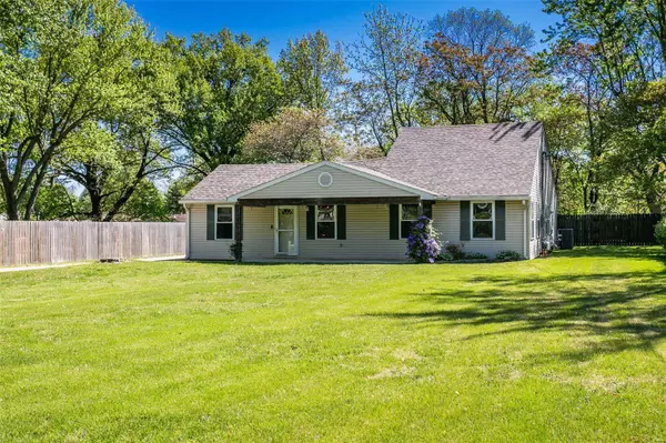 52 Bert AVE, East Alton, IL 62024