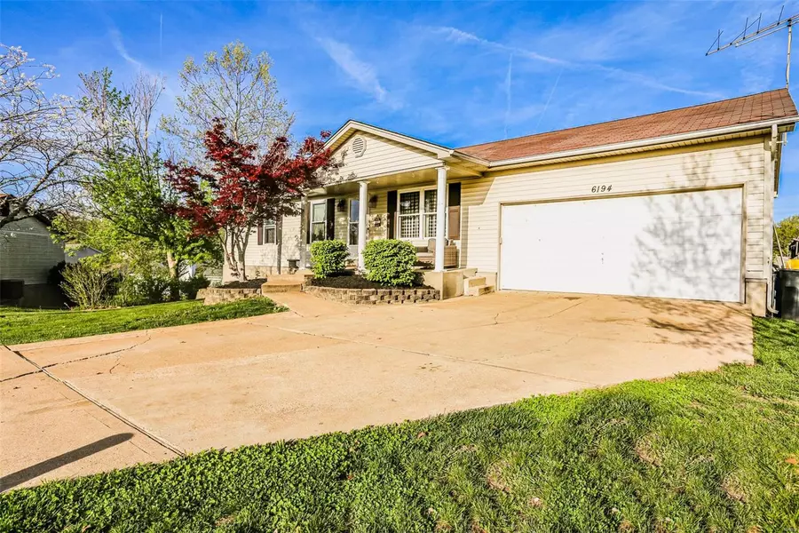 6194 Jan CT, Cedar Hill, MO 63016