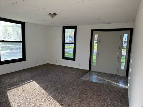 Troy, MO 63379,410 E College ST