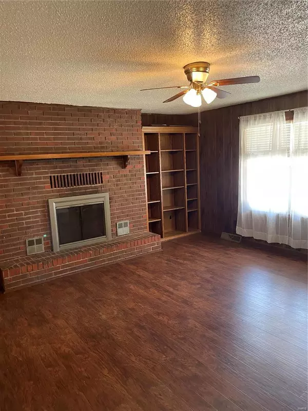 Cabool, MO 65689,900 Highland ST