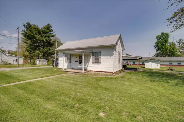 Jerseyville, IL 62052,701 E Fairgrounds AVE