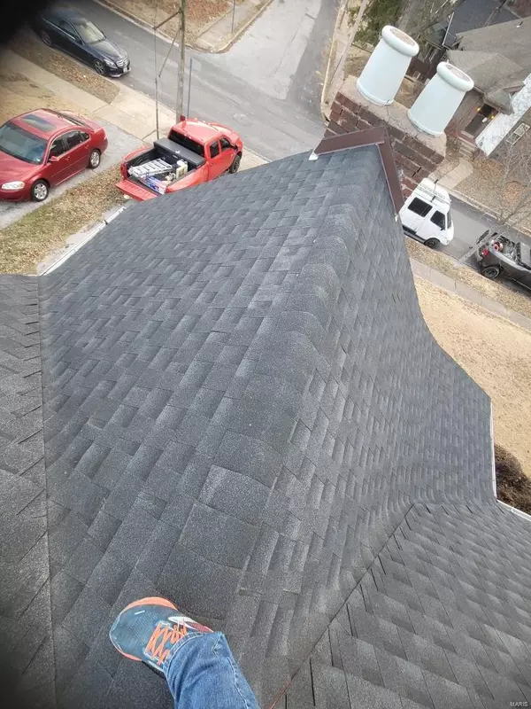 St Louis, MO 63121,7127 Hunter AVE