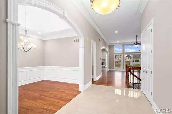 Chesterfield, MO 63005,744 Silver Buck LN