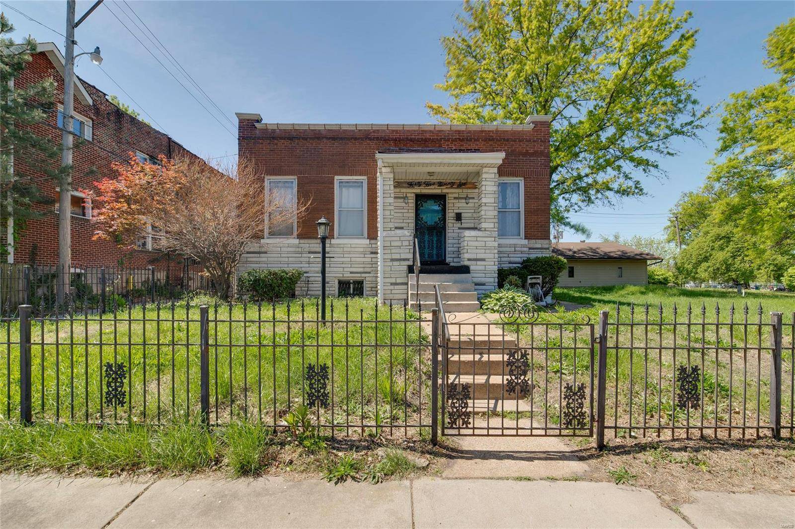 4596 Aldine AVE, St Louis, MO 63113