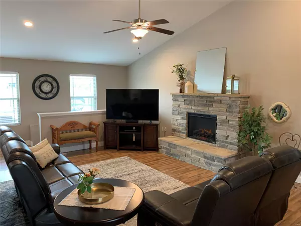 Troy, IL 62294,39 Bullseye DR