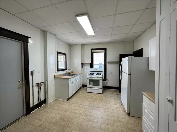 Hannibal, MO 63401,2225 Chestnut ST