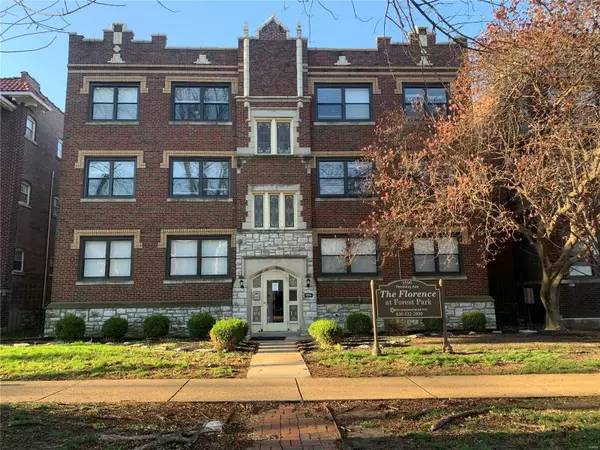 5590 Pershing AVE, St Louis, MO 63112