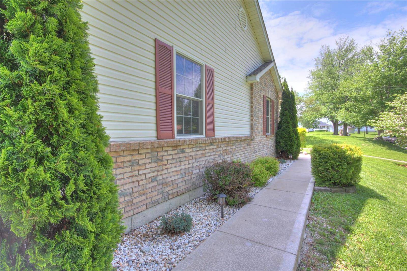 Winfield, MO 63389,212 Old Troy RD