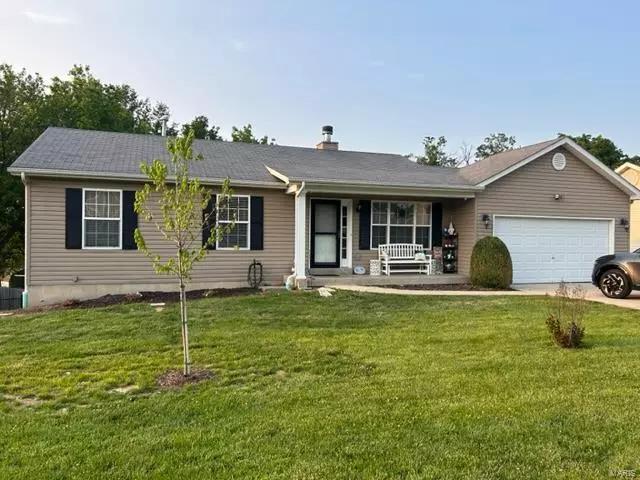 115 Cindy LN, Winfield, MO 63389