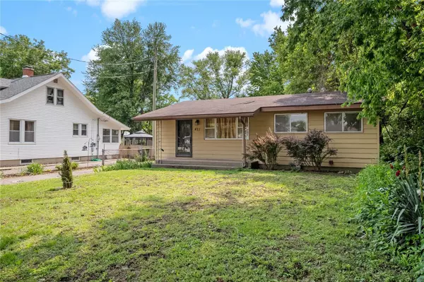 Dupo, IL 62239,421 McBride AVE