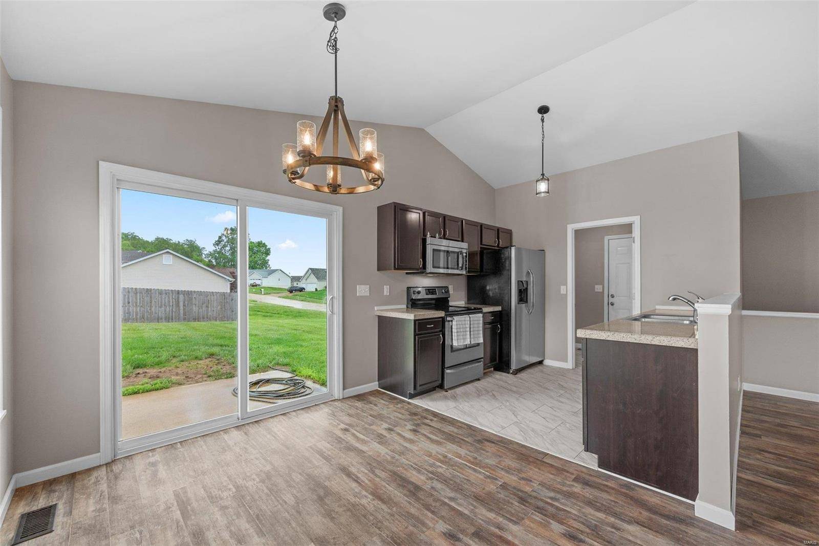 Winfield, MO 63389,131 Valley Farms DR